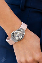 Load image into Gallery viewer, Paparazzi Accessories - Pasadena Prairies - Pink