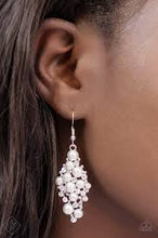Load image into Gallery viewer, Paparazzi Accessories - Fiercely Fifth Avenue Complete Trend Blend - December 2018