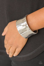 Load image into Gallery viewer, Paparazzi Urban Uptrend - Silver
