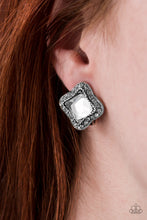 Load image into Gallery viewer, Paparazzi Royal Fandom - White Clip-On
