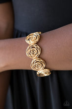 Load image into Gallery viewer, Paparazzi Beat Around The ROSEBUSH - Gold
