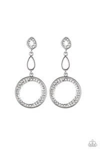 Paparazzi Accessories - On The Glamour Scene - White