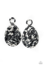 Load image into Gallery viewer, Paparazzi Retro-politan - Black
