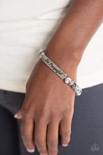 Load image into Gallery viewer, Paparazzi Accessories - Be Prayerful - Black
