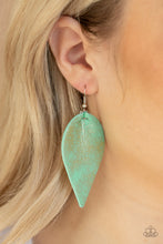 Load image into Gallery viewer, Paparazzi Accessories - Enchanted Shimmer - Green
