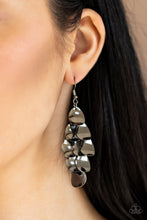 Load image into Gallery viewer, Paparazzi Accessories - Resplendent Reflection - Black
