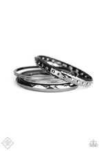 Load image into Gallery viewer, Paparazzi Revved Up Rhinestones - Black
