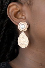Load image into Gallery viewer, Paparazzi Emblazoned Edge - Rose Gold
