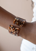 Load image into Gallery viewer, Paparazzi Accessories - Haute Hustle - Brown
