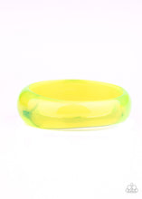 Load image into Gallery viewer, Paparazzi Major Material Girl - Yellow
