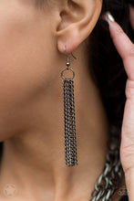Load image into Gallery viewer, Paparazzi SCARFed for Attention - Gunmetal
