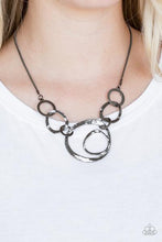 Load image into Gallery viewer, Paparazzi Accessories - Progressively Vogue - Black
