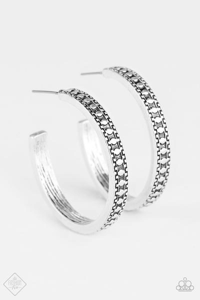 Paparazzi Accessories - Playfully Peruvian - Silver