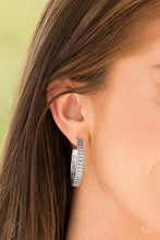 Load image into Gallery viewer, Paparazzi Accessories - Playfully Peruvian - Silver
