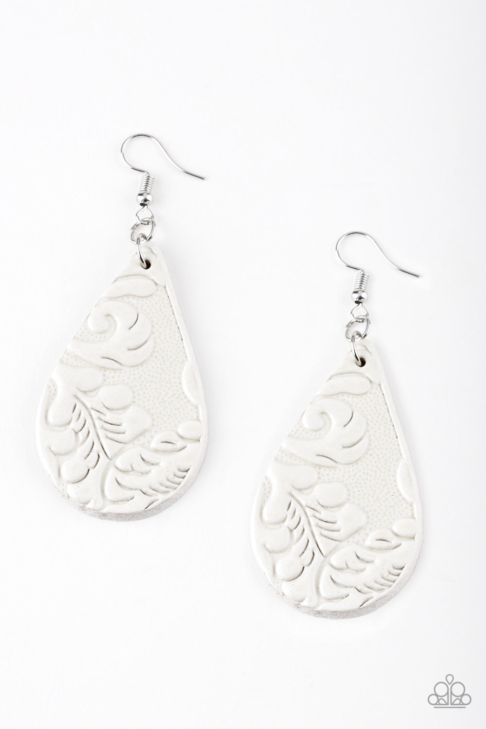 Paparazzi Accessories - Feelin’ Groovy - White