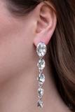 Paparazzi-Accessories-Red Carpet Radiance - White