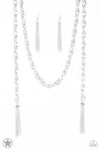 Load image into Gallery viewer, Paparazzi Accessories - SCARFed For Attention - Silver
