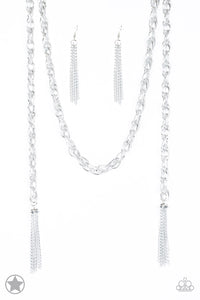 Paparazzi Accessories - SCARFed For Attention - Silver