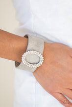 Load image into Gallery viewer, Paparazzi Accessories - Center Stage Starlet - Silver
