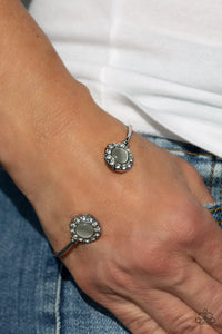 Paparazzi Accessories - Instant Illumination - White