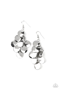Paparazzi-Accessories-Resplendent Reflection - Silver