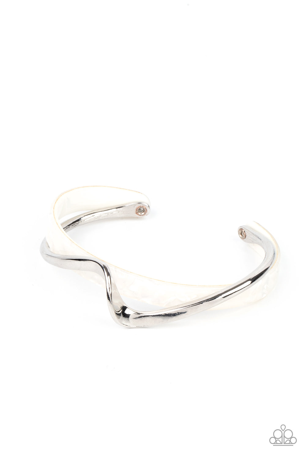 Paparazzi Accessories - Craveable Curves - White