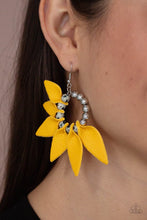 Load image into Gallery viewer, Paparazzi Accessories - Flower Child Fever - Yellow
