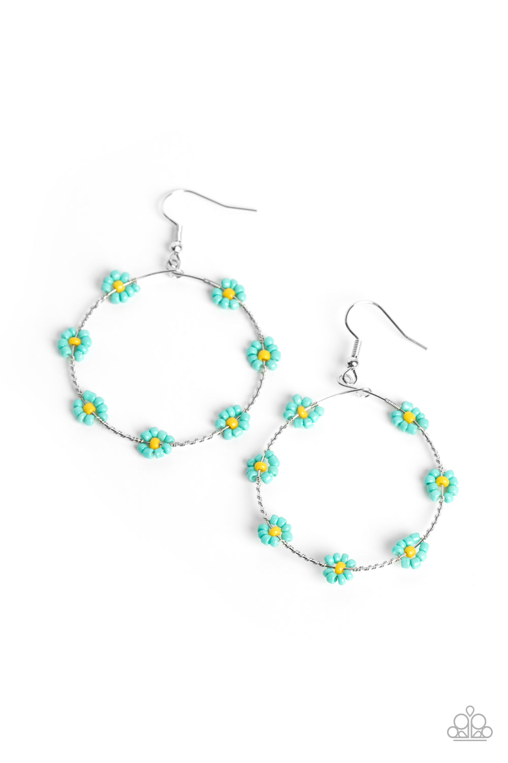 Paparazzi Accessories - Dainty Daisies - Blue