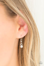 Load image into Gallery viewer, Paparazzi Accessories - Notorious Noble - Blue
