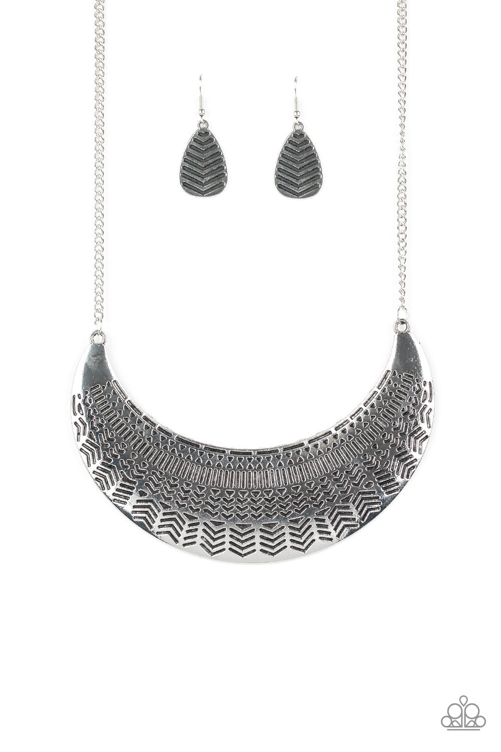 Paparazzi Accessories - Large As Life - Silver